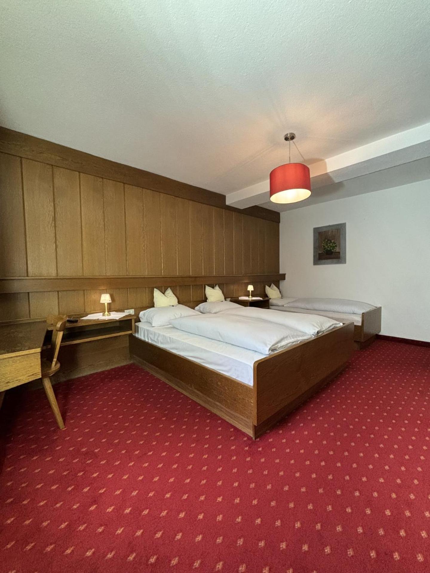 Triple Room,1743162777:JPEG